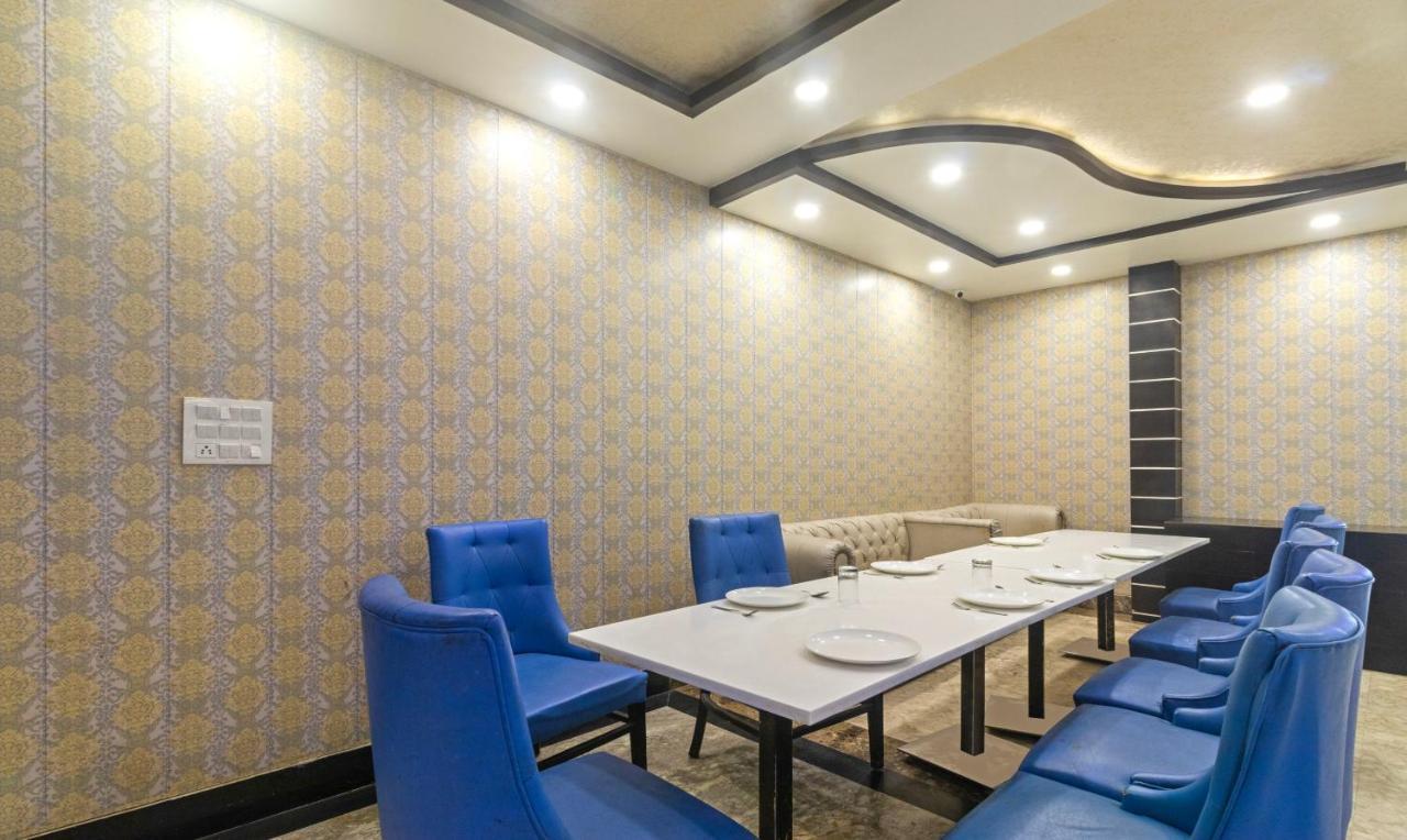Treebo The Royal Taj, Near Taj Mahal Hotel Агра Екстериор снимка